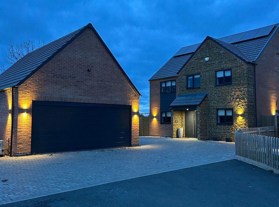 Nuttall Close, Yelvertoft Gallery